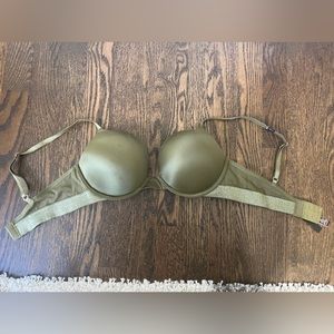Victoria Secret Push up bra!!!